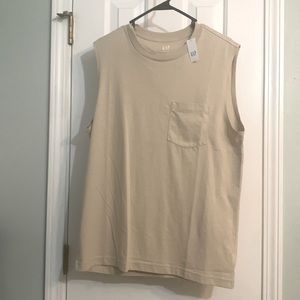 Gap Pocket Tank NWT